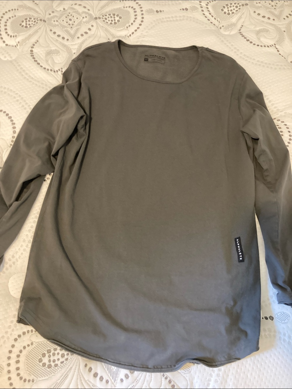Alphalete Long Sleeve Lifestyle Fit
